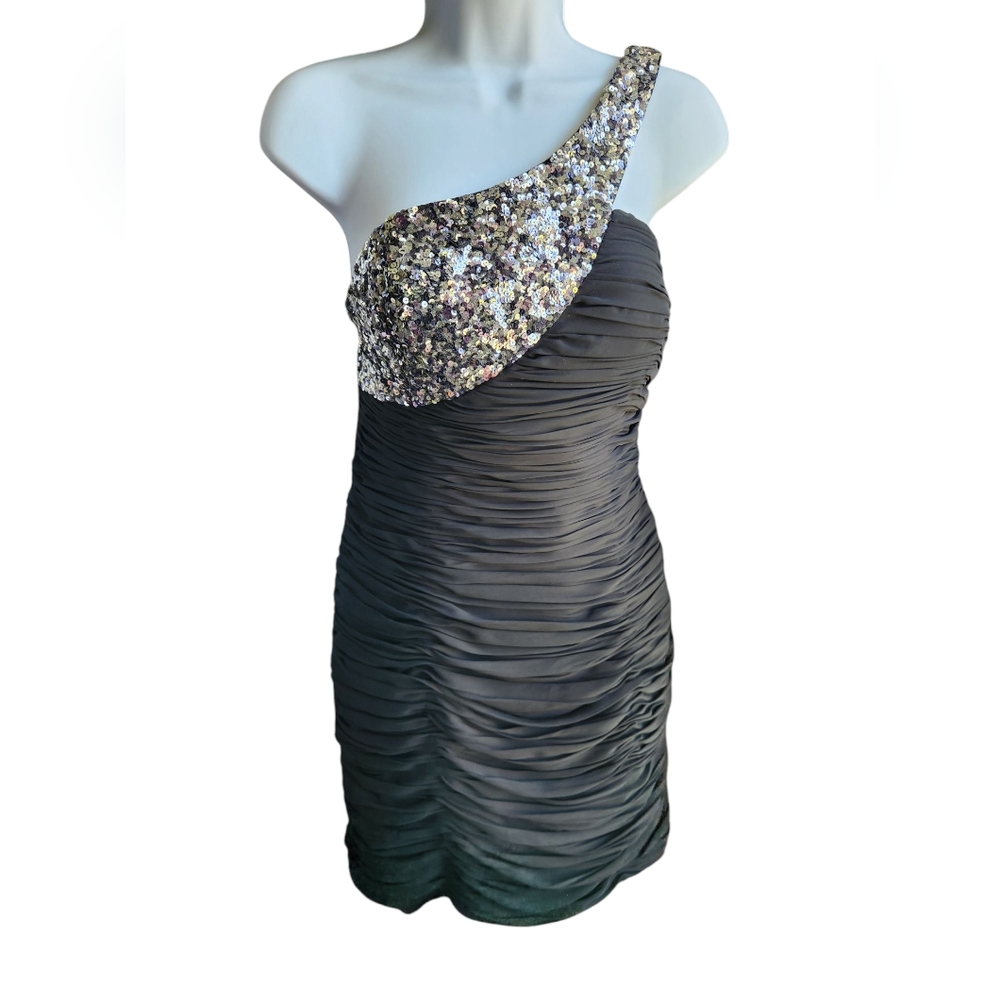 Neblon Black One Shoulder Short Formal Dress Silver Sequin Size L